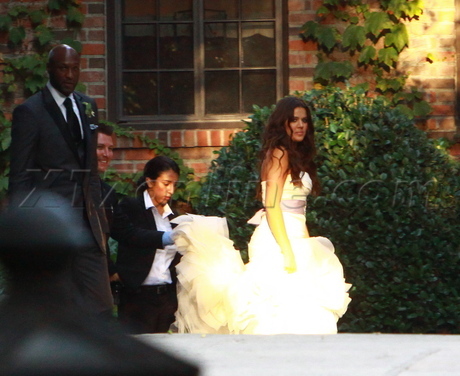 Celeb Wedding: Khloe Kardashian & NBA Star Lamar Odom Tied The Knot
