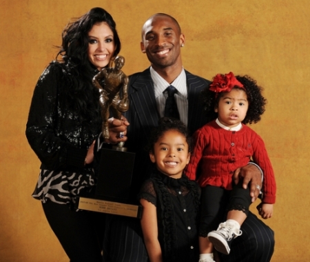 Heartfelt: NFL Analyst Herm Edwards Gets Emotional Live On Air After His Wife And Kids Congratulate Him On Getting New Head Coaching Job!