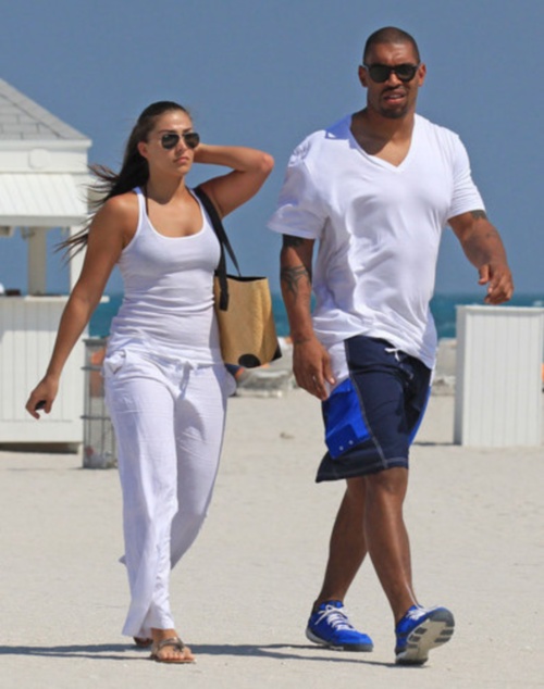 NFL Star Julius Peppers And Lady Friend Spotted On Vacation At Miami Beach.