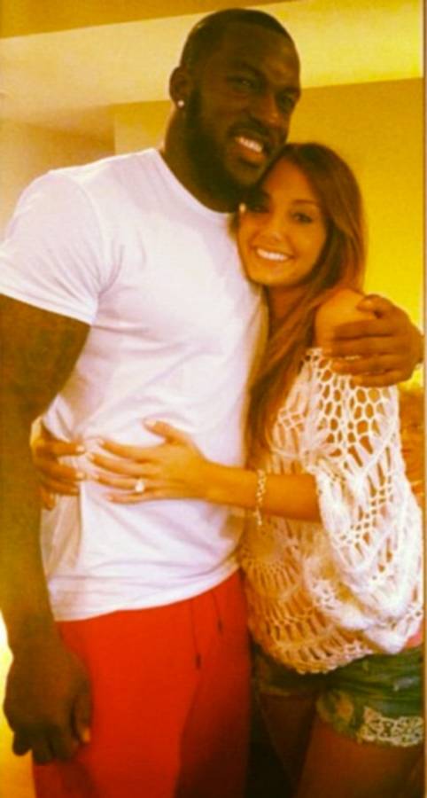 NFL Star Patrick Willis Proposes To His Girlfriend Shenae Saifi! [Photos]