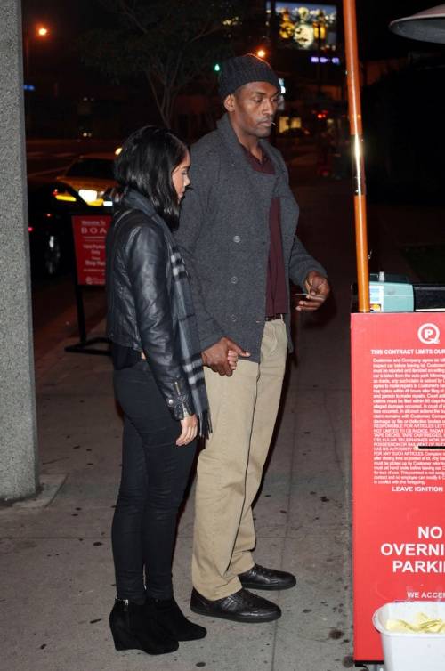 Watch: Idris Elba Proposes To Girlfriend Sabrina Dhowre At The Screening Of His New Film “Yardie!” (Video)