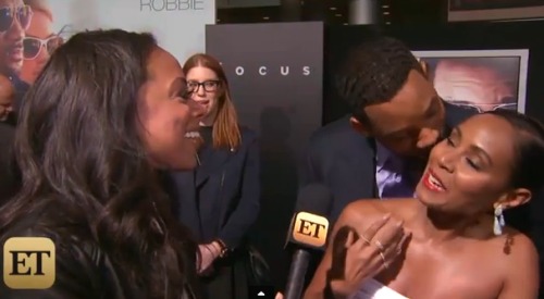 Will Smith & Wife Jada Pinkett Smith Get Affectionate at ‘Focus’ Premiere. (Video)